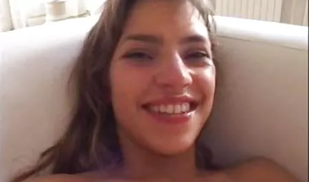 女子高生Leahテわんぱく 爆乳 マッサージ エロ 動画