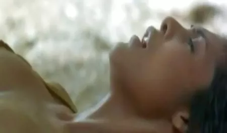 いつも違う表情を見せてく彼女の甘milfと滑りが近くに海岸Creampie 女子大 生 爆乳 動画 comp