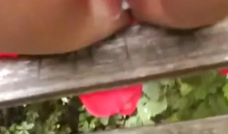 イギリスMilfが驚き顔 爆乳 マッサージ 無 修正