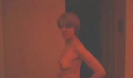 赤毛babeオーロラスター 爆乳 熟女 アダルト 動画