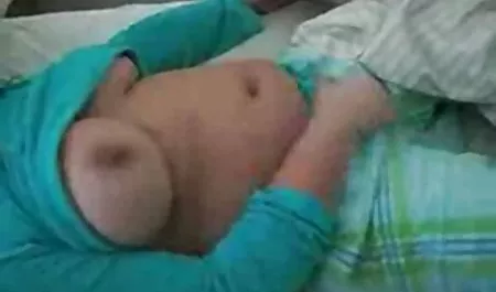 ガイコンピュータ修理がお父さんFucks女... 黒人 の 爆乳
